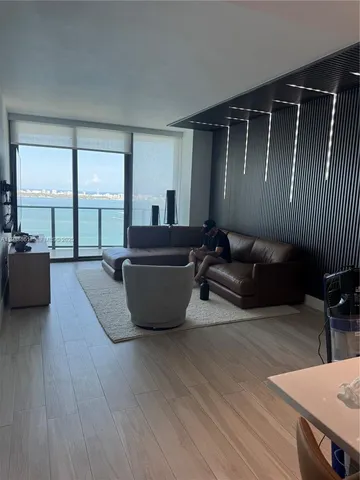 $5,500 | 460 Northeast 28th Street, Unit 3807, Miami, FL 33137