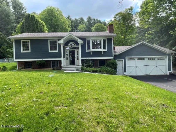 $519,900 | 851 East New Lenox Road, Pittsfield, MA 01201