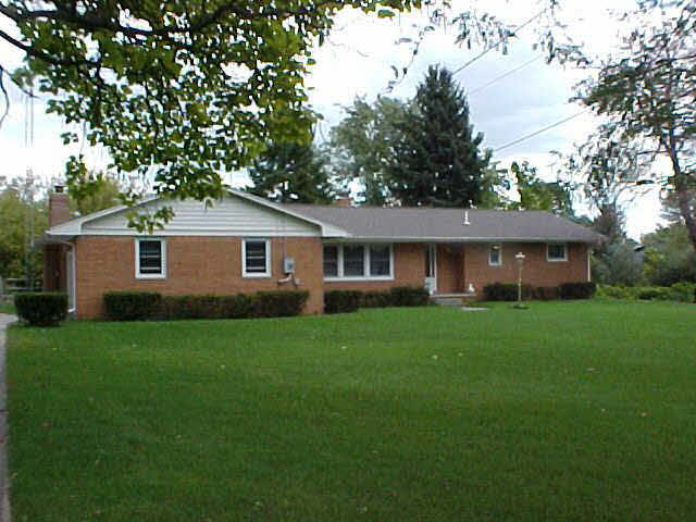 9340 Jackman Road Temperance, MI 48182 - Photo 1 of 11 Front