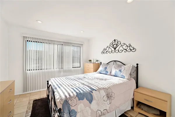 $535,000 | 25761 Le Parc, Unit 82, Lake Forest, CA 92630