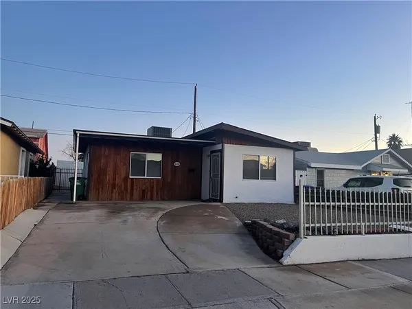 $1,395 | 525 Hopi Place, Boulder City, NV 89005