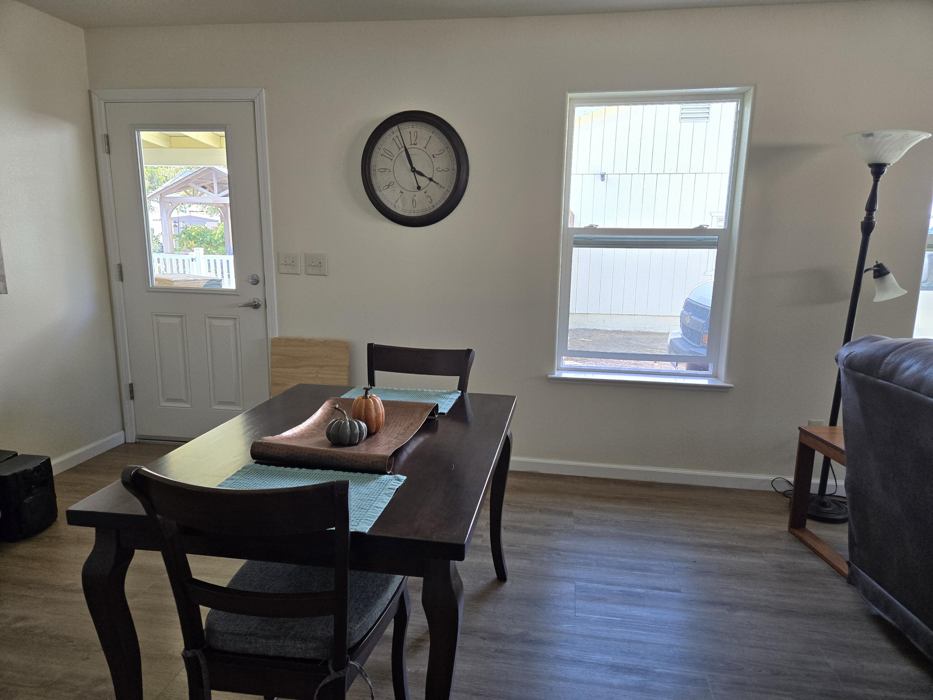 1750 Diamond Street Anderson, CA 96007 - Photo 41 of 54 ADU dining area
