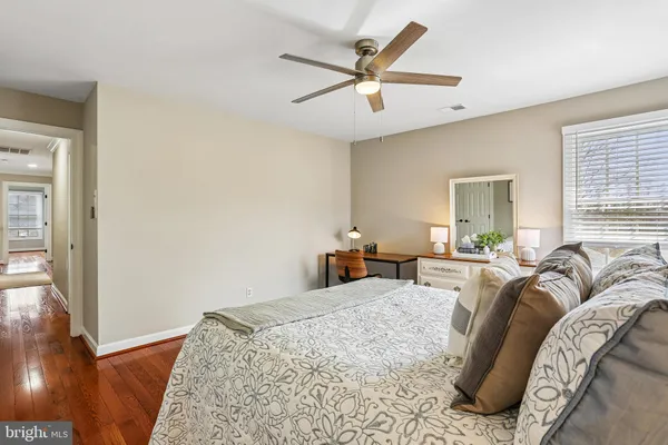 $1,200,000 | 20233 Sweet Meadow Lane, Gaithersburg, MD 20882