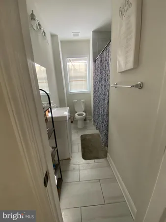 $850 | 5207 38th Avenue, Unit B, Hyattsville, MD 20782