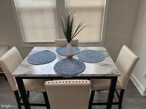 $850 | 5207 38th Avenue, Unit B, Hyattsville, MD 20782
