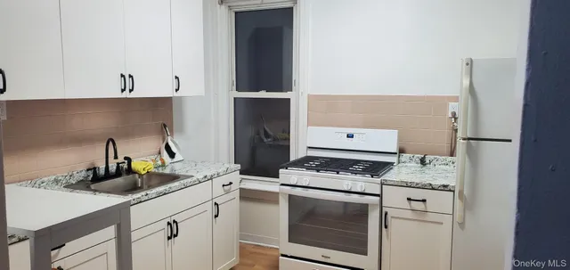 $3,200 | 86-33 76th Street | Woodhaven