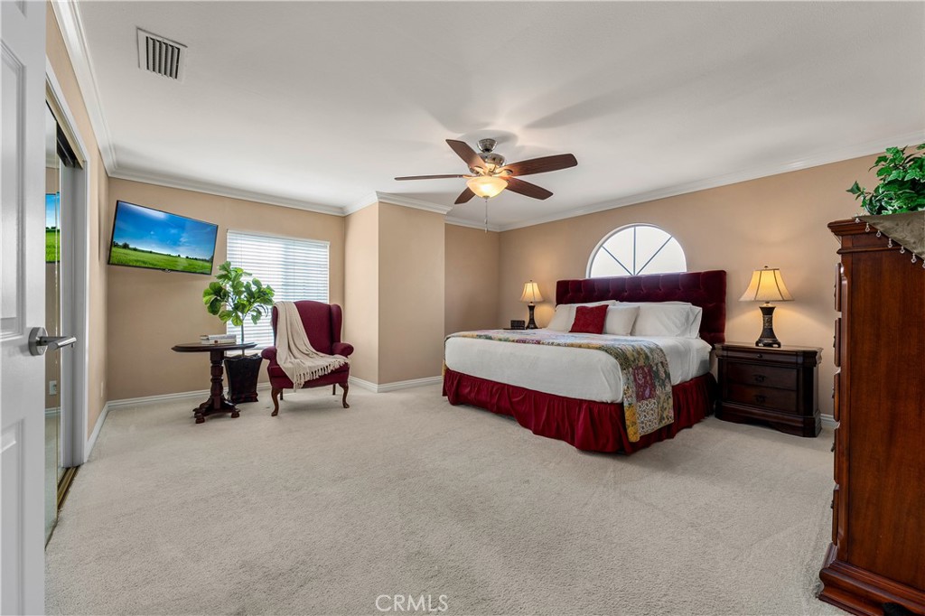 390 North Milford Road Orange, CA 92867 - Photo 5 of 70 Oversize upstairs primary bedroom.