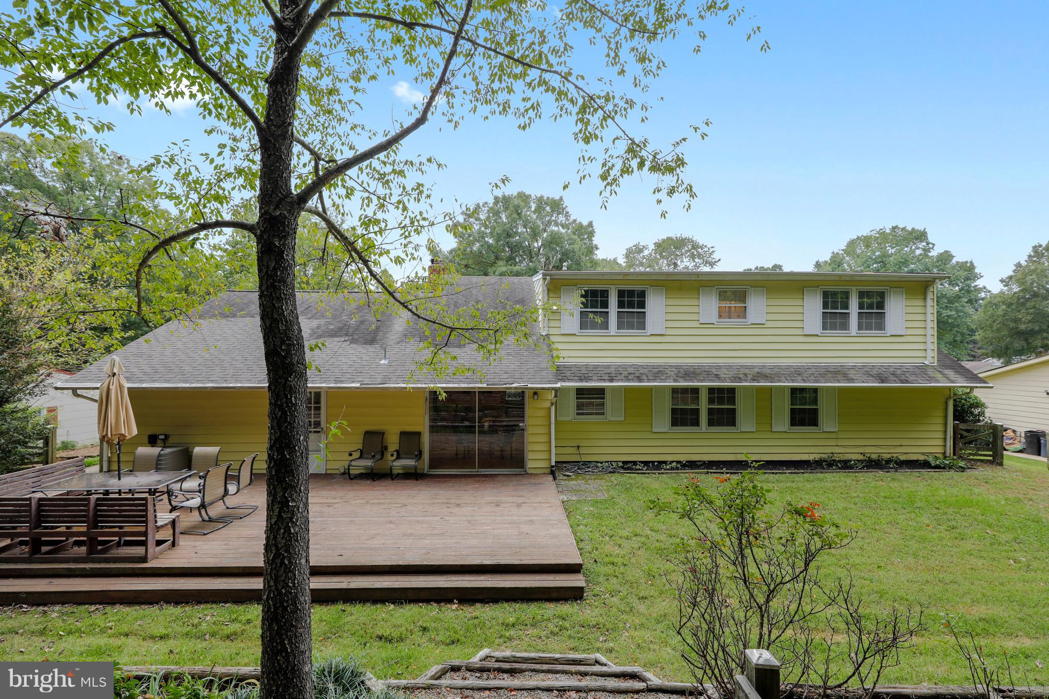 8902 Churchfield Lane Laurel, MD 20708 - Photo 27 of 30 Rear exterior
