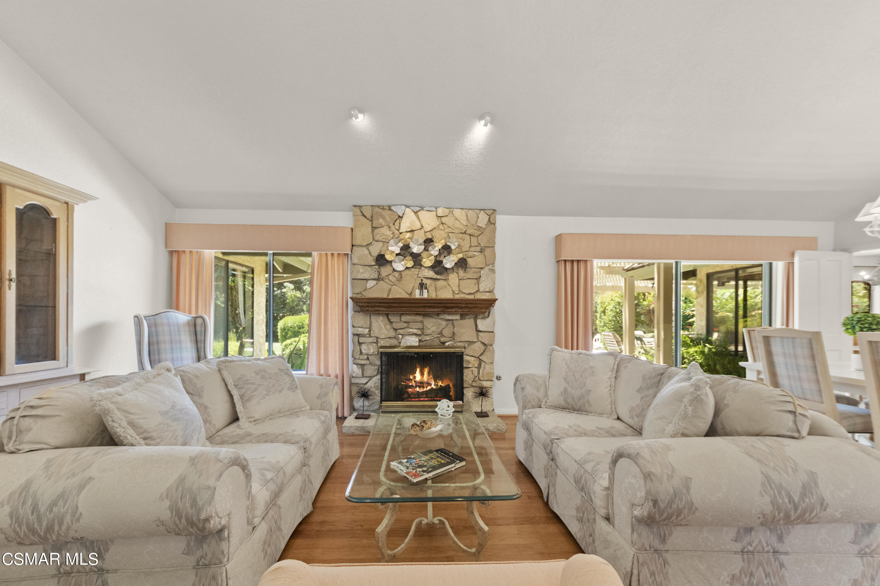 2774 Las Posas Circle Camarillo, CA 93012 - Photo 13 of 48 DSC03180