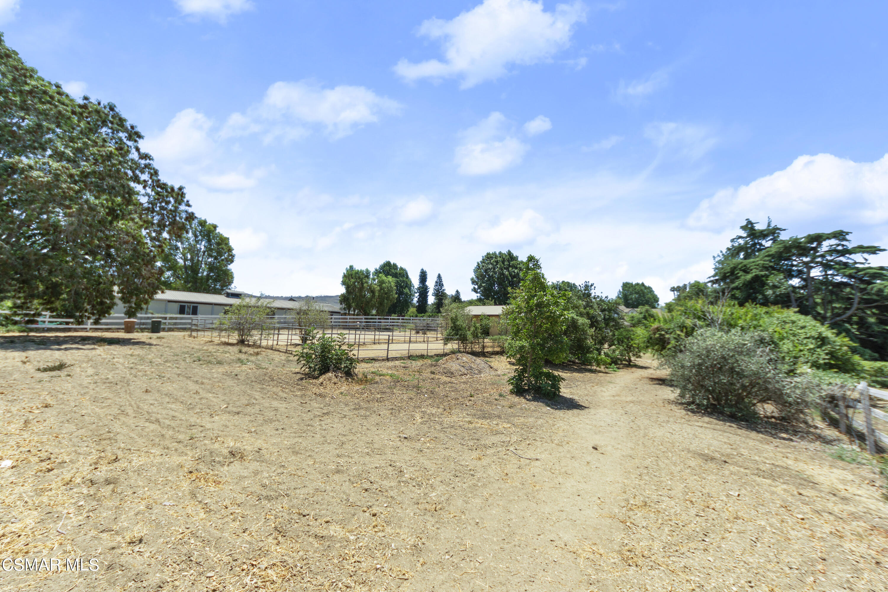 2774 Las Posas Circle Camarillo, CA 93012 - Photo 29 of 48 DSC03046