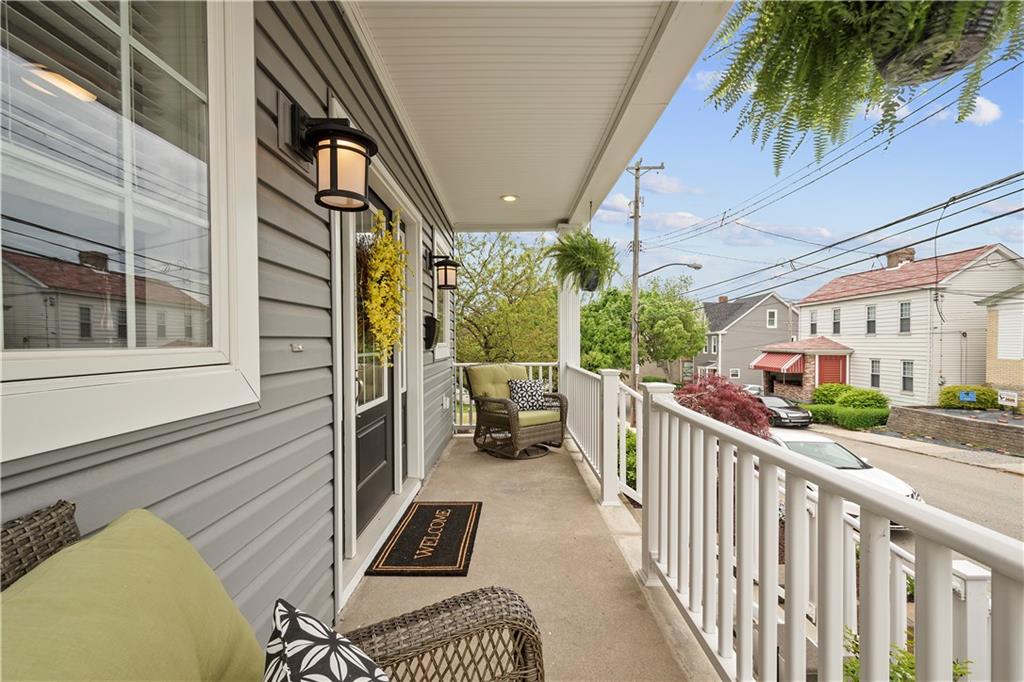 1731 Rutledge Street Pittsburgh, PA 15211 - Photo 23 of 25 Front Porch