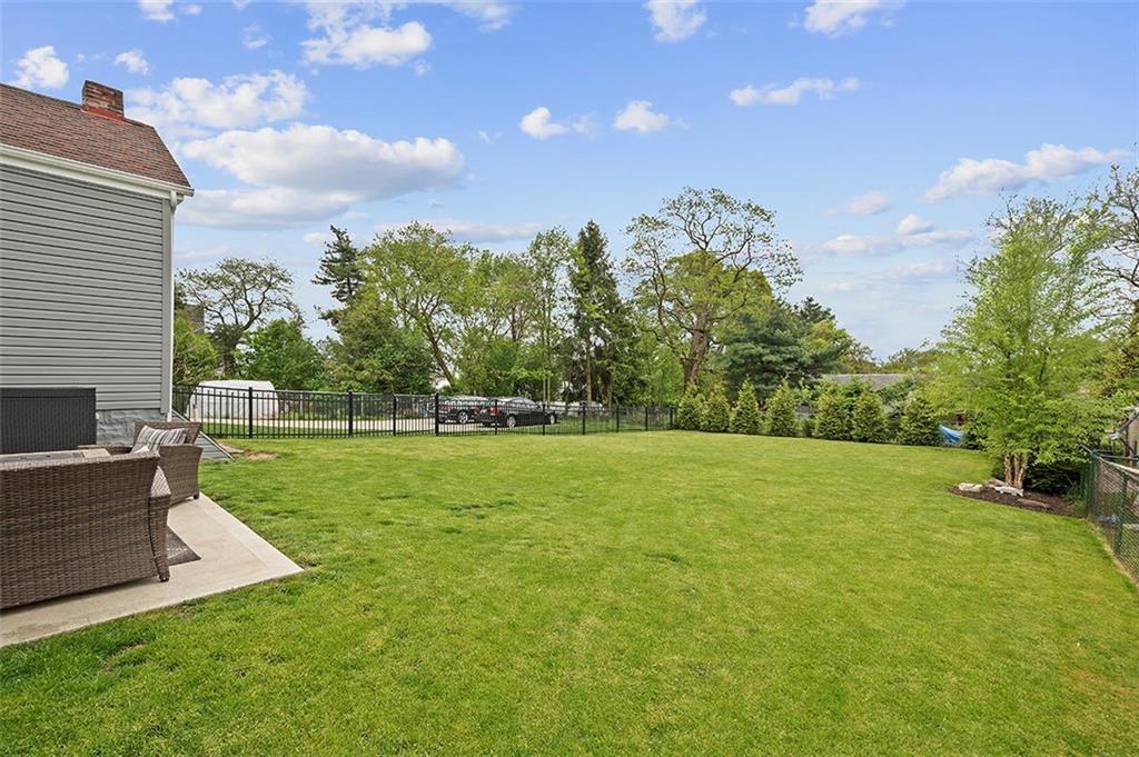 1731 Rutledge Street Pittsburgh, PA 15211 - Photo 25 of 25 Spacious level back yard