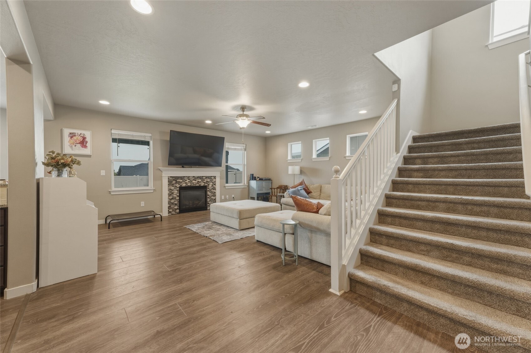 3070 Duval Loop Richland, WA 99352 - Photo 6 of 40 a living room with furniture and a fireplace