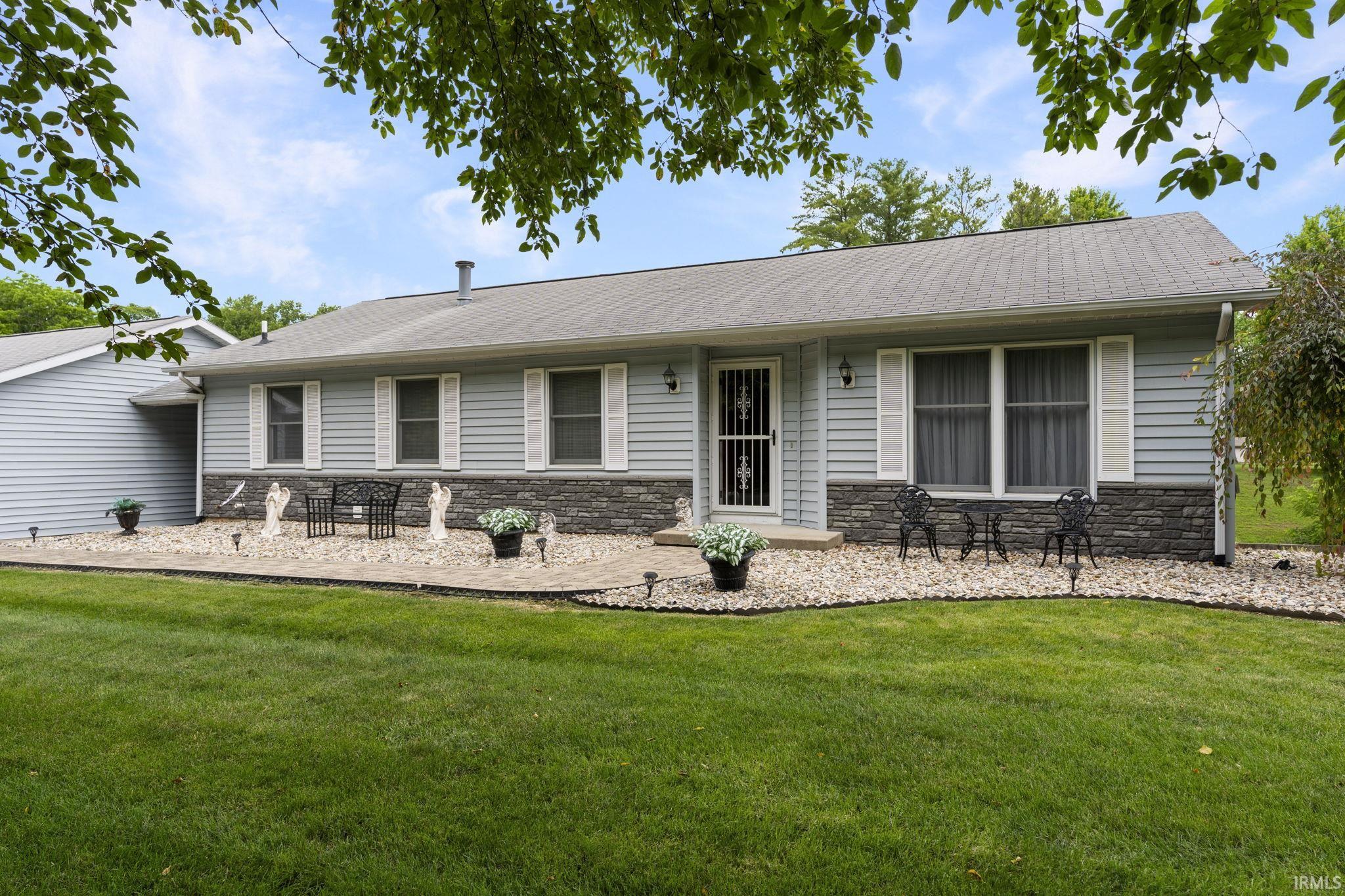 11016 North Landing Road Monticello, IN 47960 - Photo 4 of 35