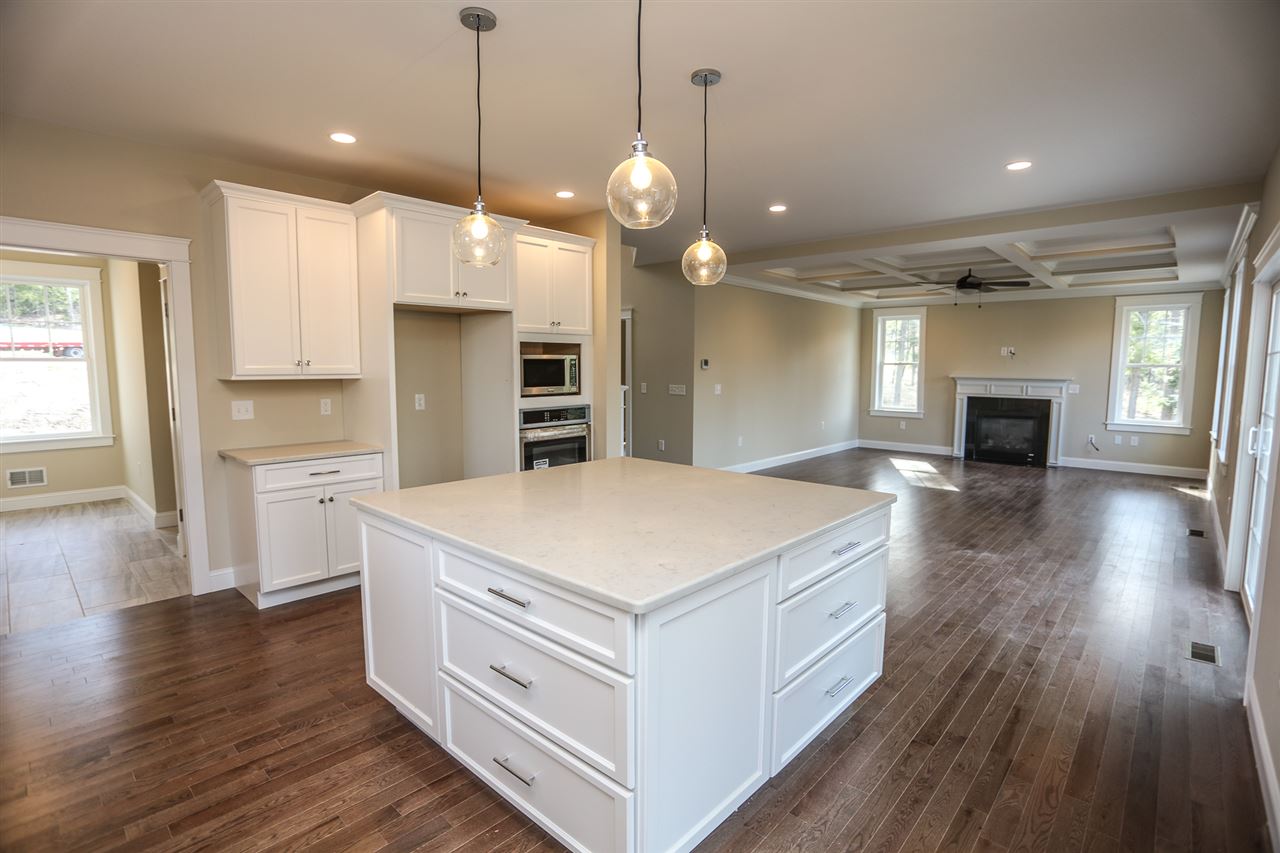 120 Pulpit Road, Unit 6348 Bedford, NH 03110 - Photo 11 of 23