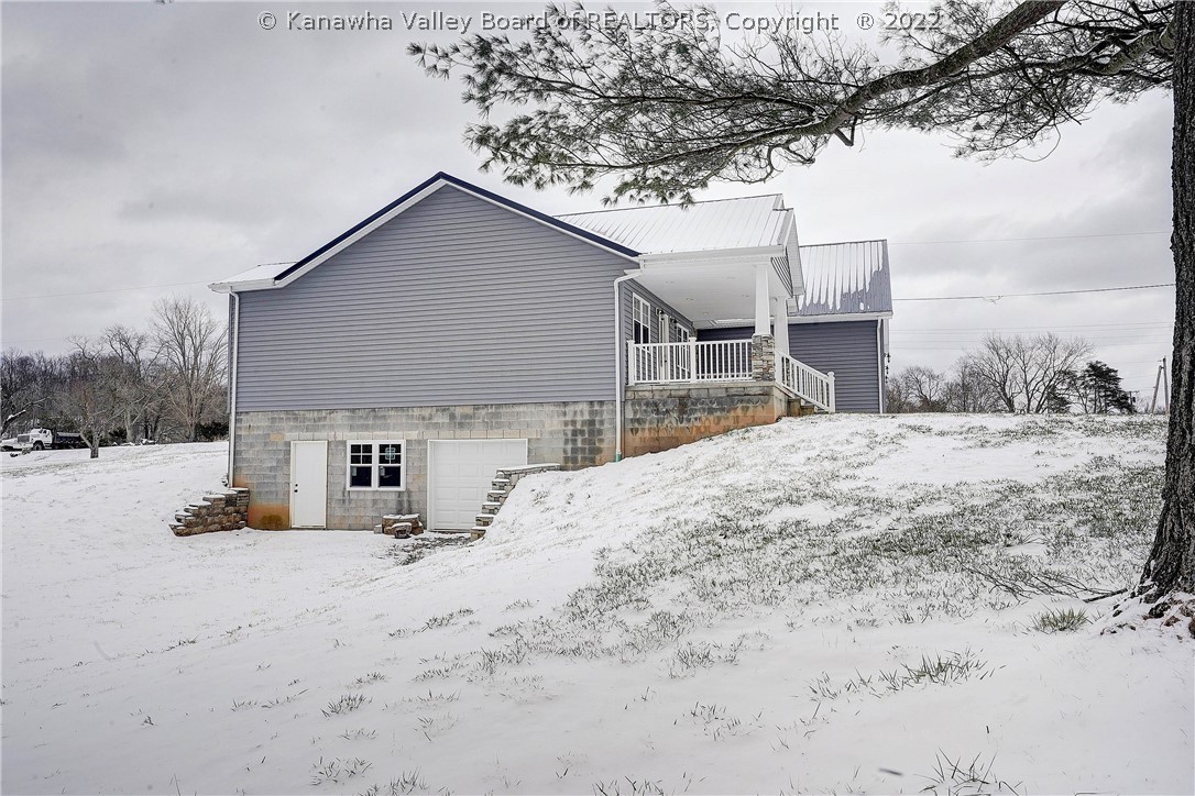 4201 Charleston Road Point Pleasant, WV 25550 - Photo 35 of 40 Gallery Image 35