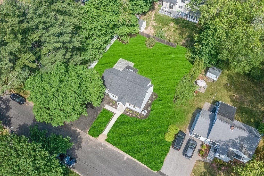 14 Essex Road Sharon, MA 02067 - Photo 41 of 42 Gallery Image 41