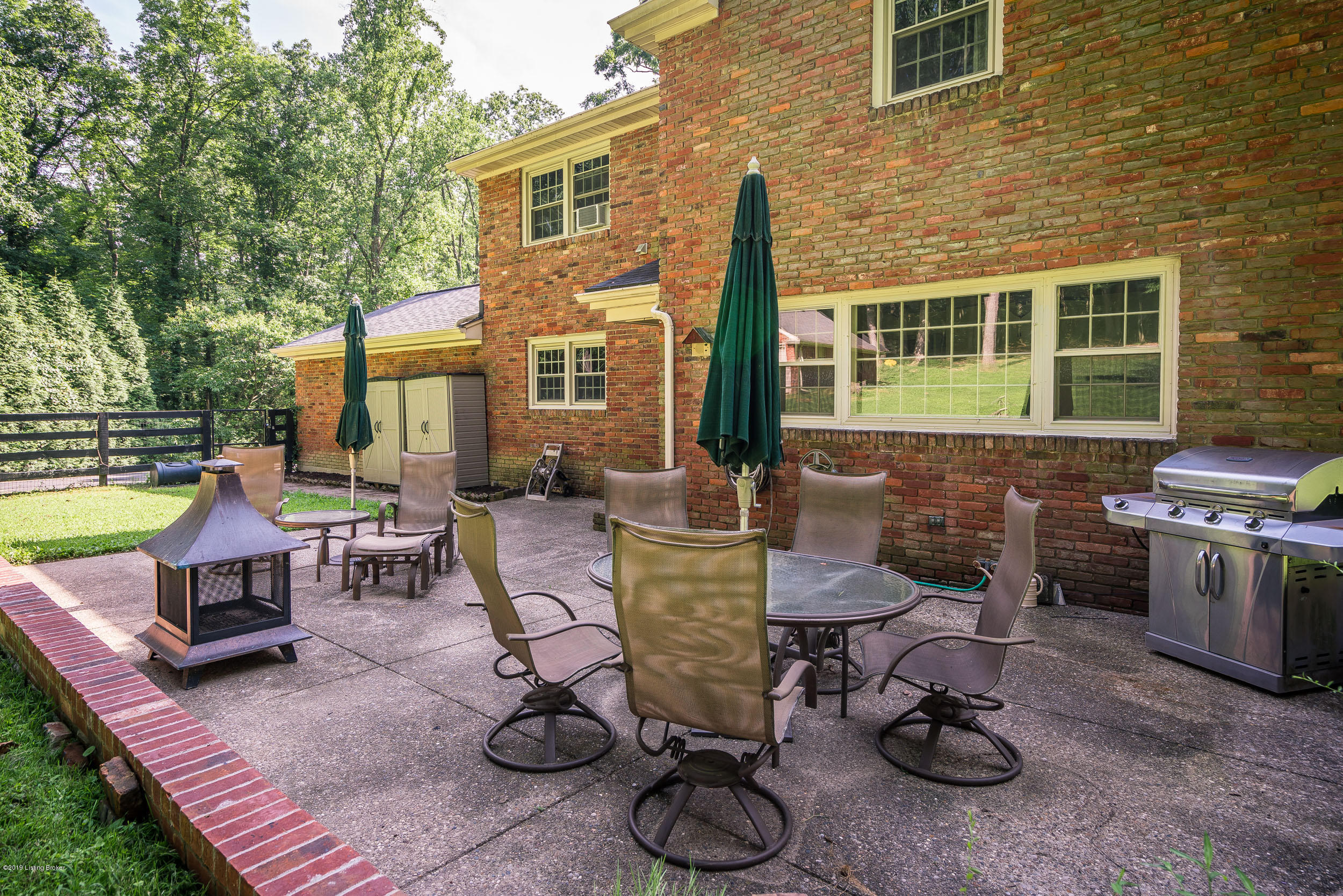 8020 Manslick Road Louisville, KY 40214 - Photo 52 of 67 8020 Manslick Rd-31