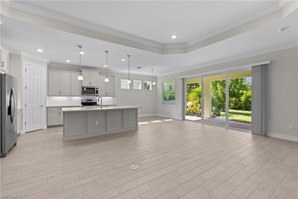 428 Polihale Way Naples, FL 34114 - Photo 6 of 35