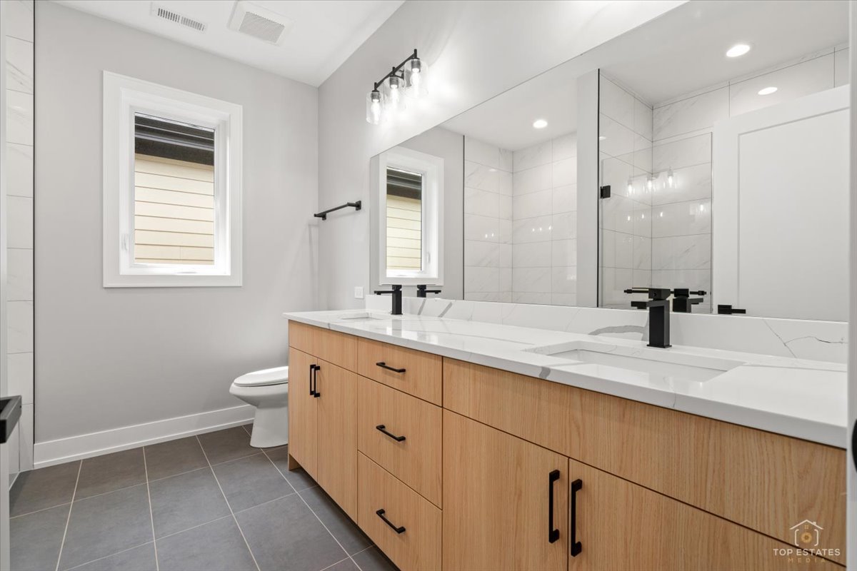 5328 South Mason Avenue Chicago, IL 60638 - Photo 14 of 27