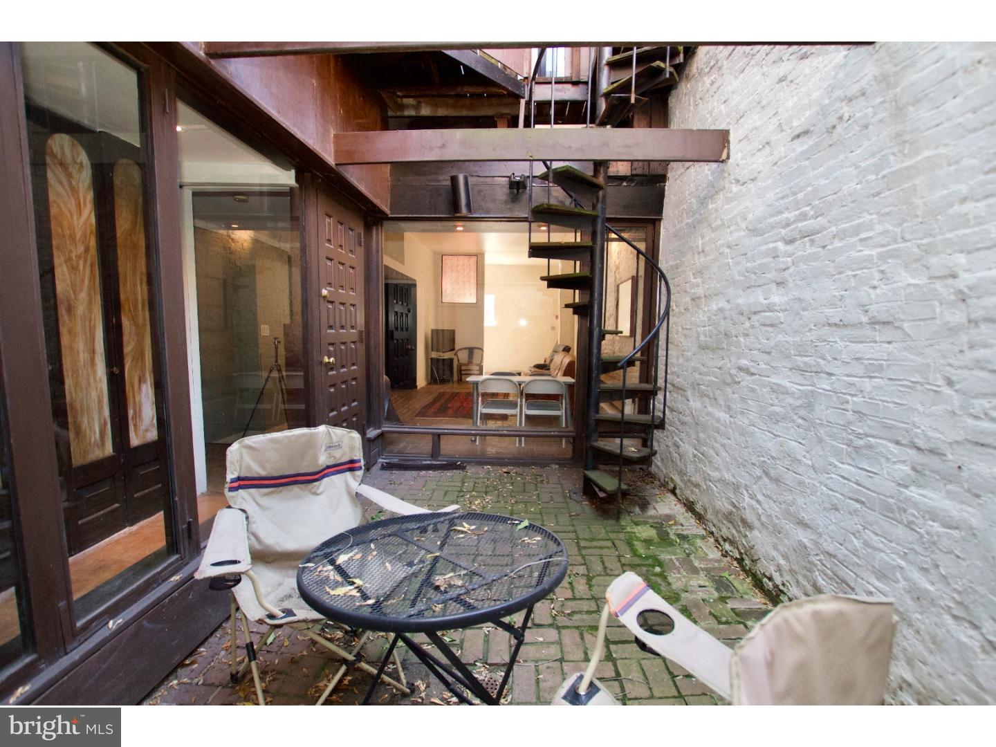 2043 Rittenhouse Square Philadelphia, PA 19103 - Photo 5 of 22 Atrium