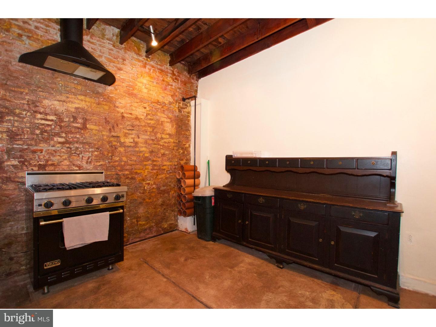 2043 Rittenhouse Square Philadelphia, PA 19103 - Photo 8 of 22 Gallery Image 8