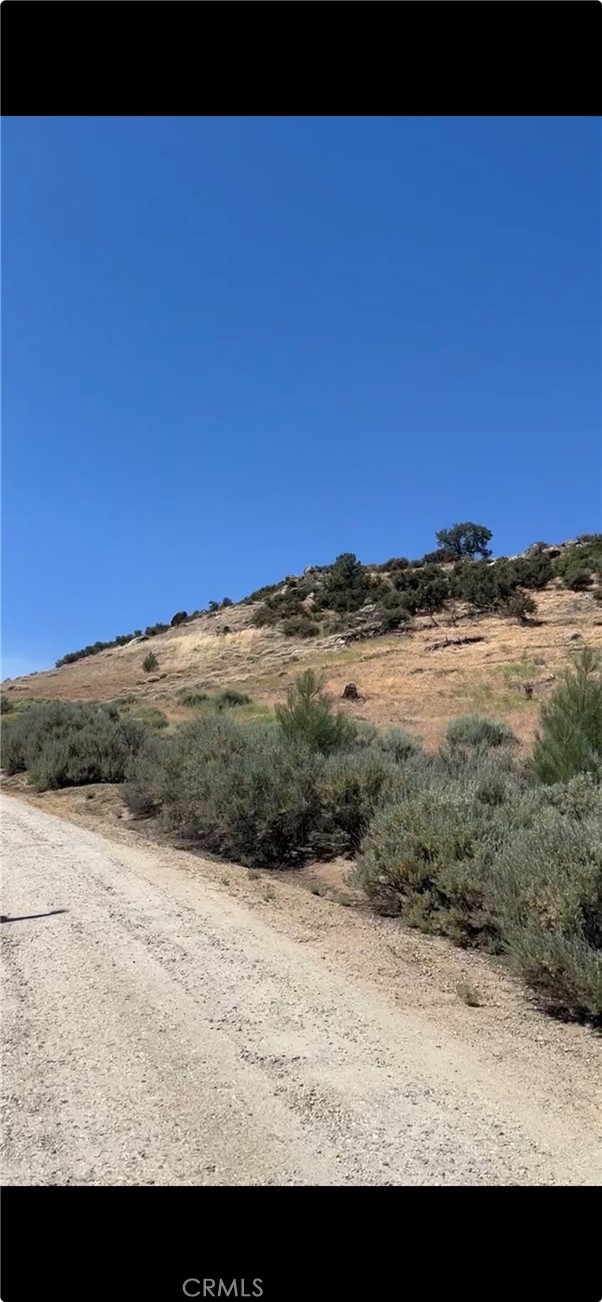 24151 Jacaranda Drive Tehachapi, CA 93561 - Photo 5 of 5 a view of mountain view with beach