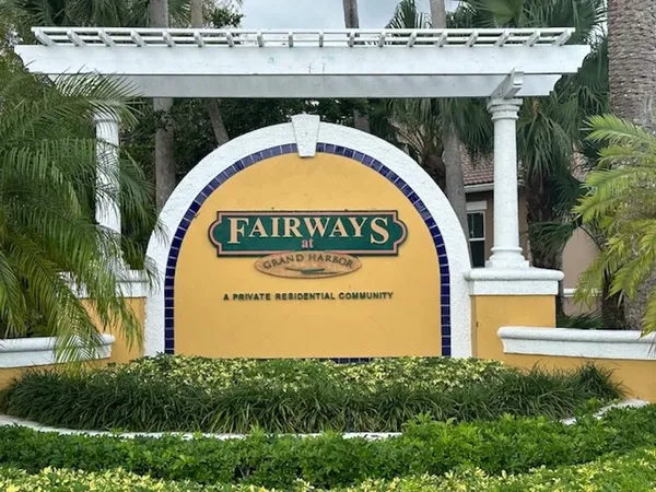 $1,950 | 5020 Fairways Circle, Unit J205, Vero Beach, FL 32967