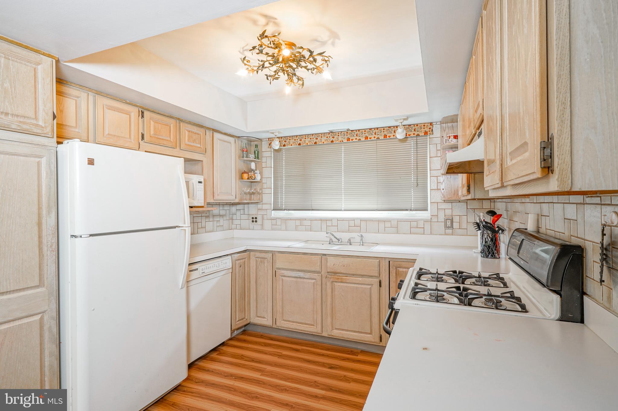 28 Cardinal Drive Clementon, NJ 08021 - Photo 13 of 27 Gallery Image 13