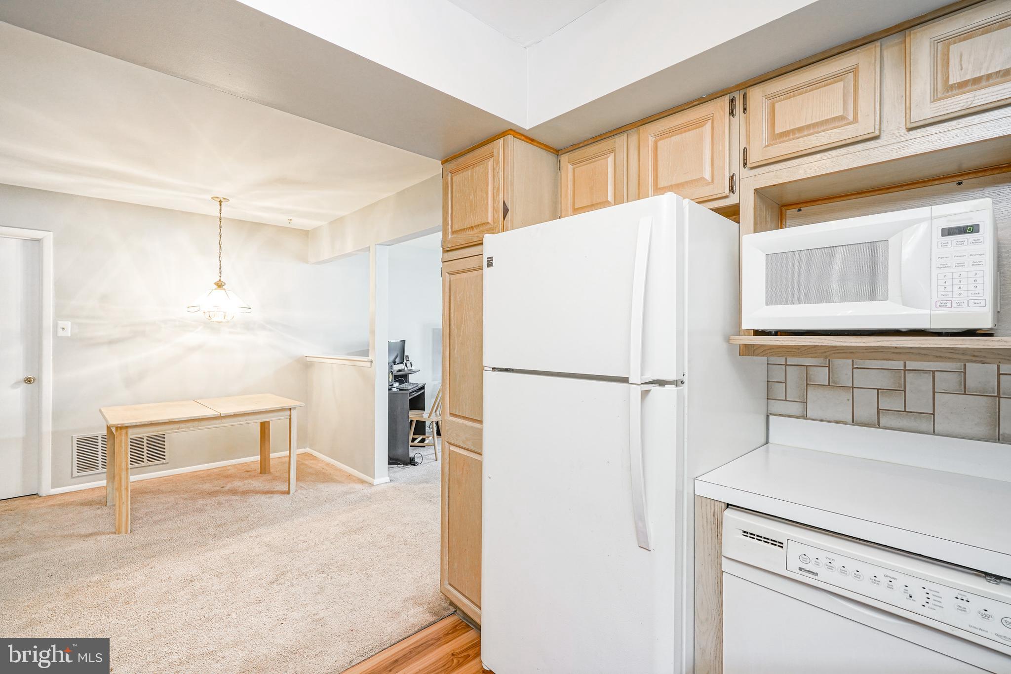 28 Cardinal Drive Clementon, NJ 08021 - Photo 14 of 27 Gallery Image 14