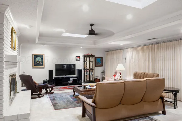 $440,000 | 2343 North Chestnut Drive, Pampa, TX 79065