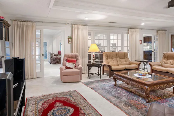 $440,000 | 2343 North Chestnut Drive, Pampa, TX 79065