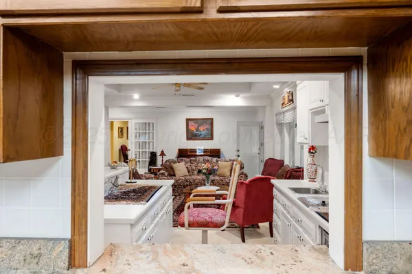 $440,000 | 2343 North Chestnut Drive, Pampa, TX 79065