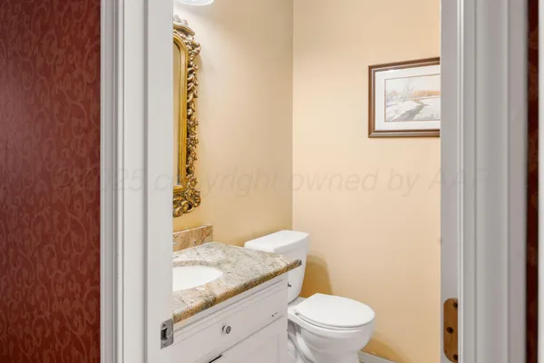 $440,000 | 2343 North Chestnut Drive, Pampa, TX 79065