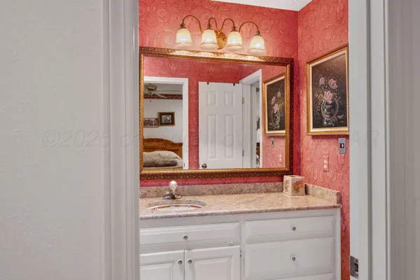 $440,000 | 2343 North Chestnut Drive, Pampa, TX 79065