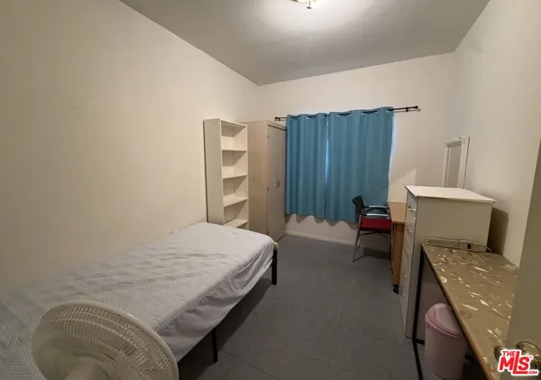 $800 | 122 South Ardmore Avenue, Unit 1, Los Angeles, CA 90004