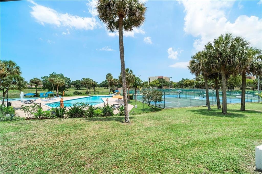 7081 Environ Boulevard, Unit 242 Lauderhill, FL 33319 - Photo 3 of 4 a view of a park