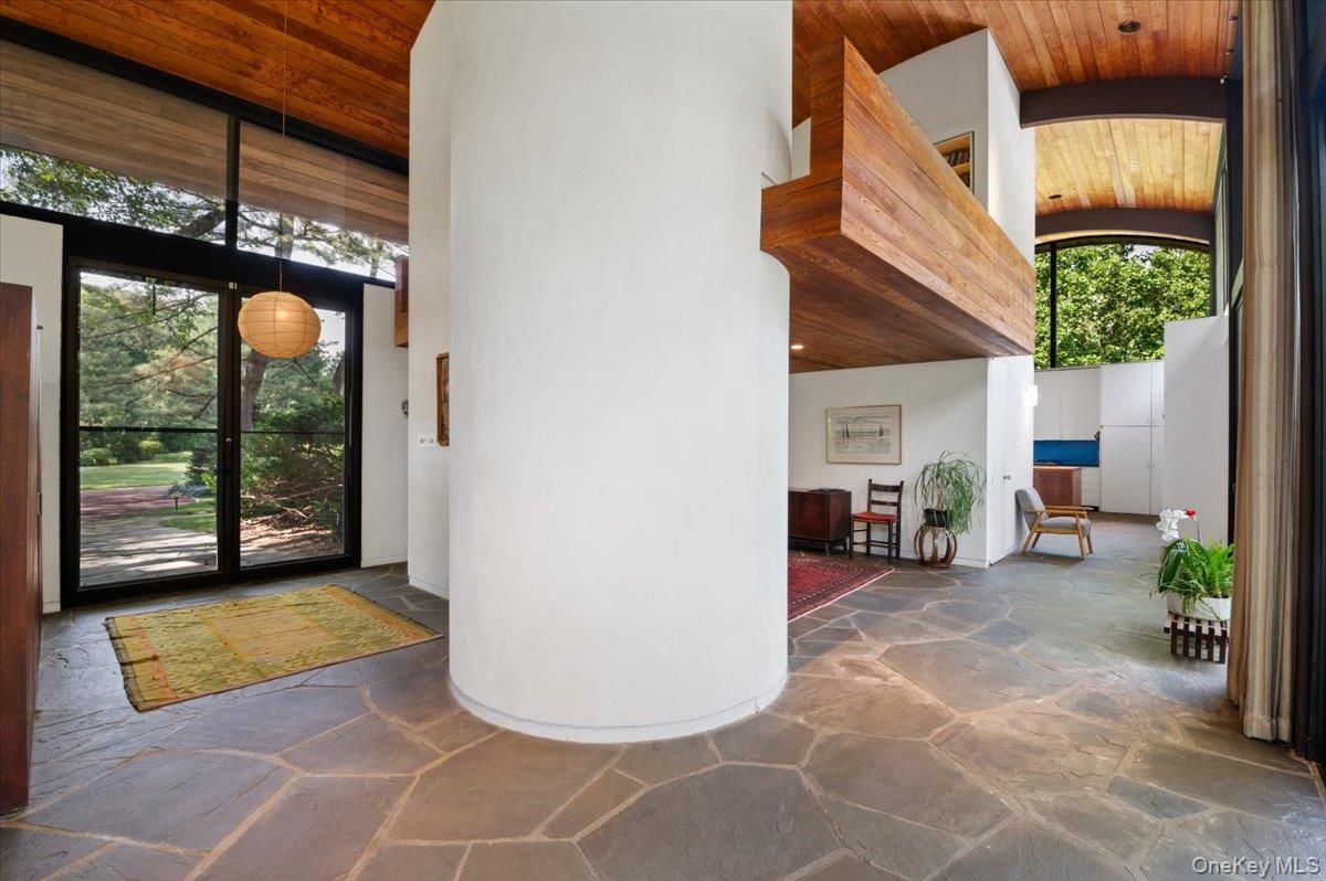 347 Duck Pond Road Locust Valley, NY 11560 - Photo 20 of 49 Gallery Image 20