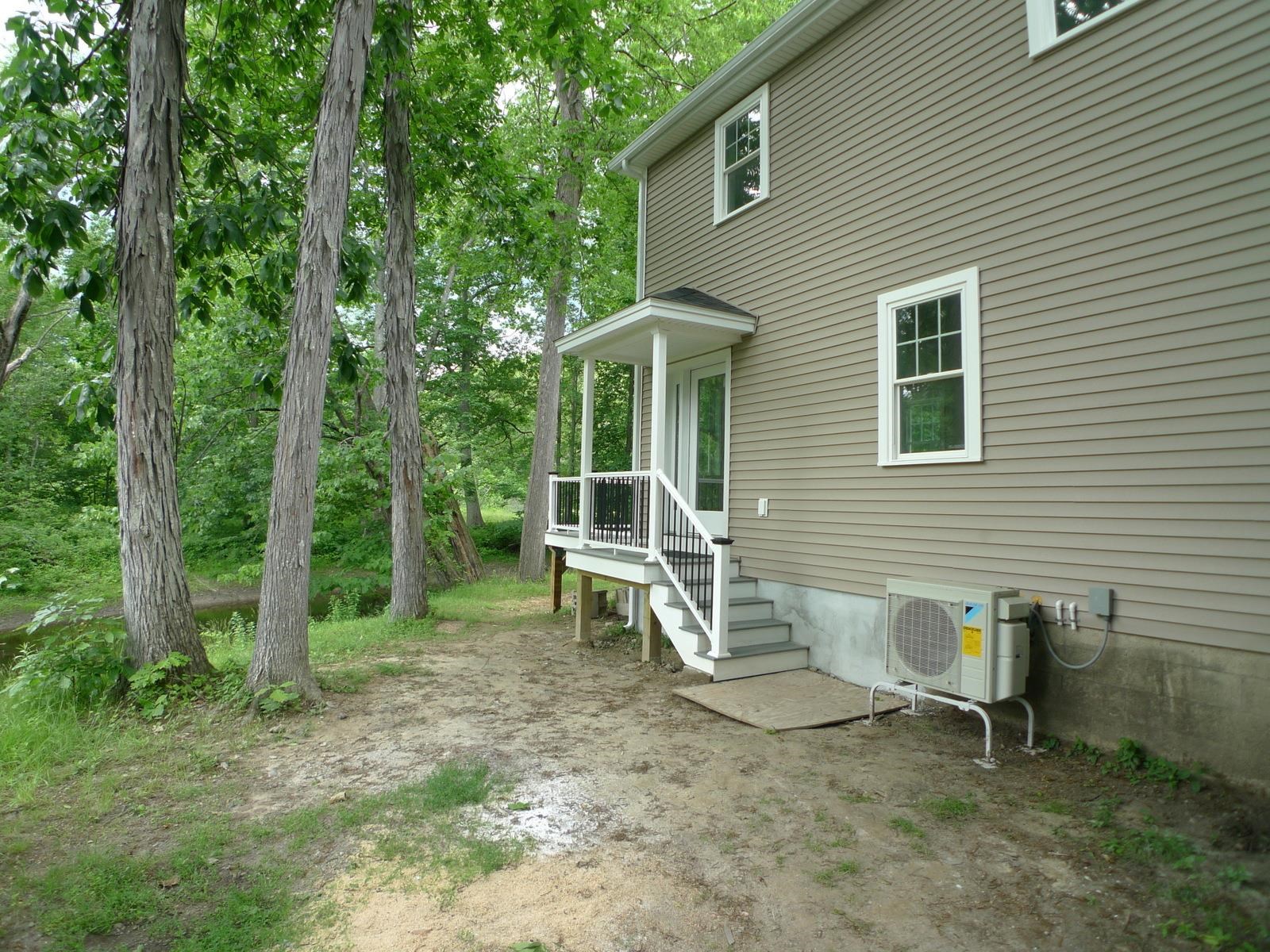 171 Court Street, Unit 3 Exeter, NH 03833 - Photo 7 of 24 Gallery Image 7