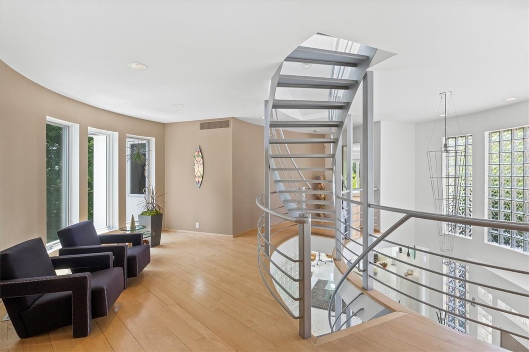 155 Summit Drive Brighton, NY 14620 - Photo 21 of 50 2nd Floor Foyer