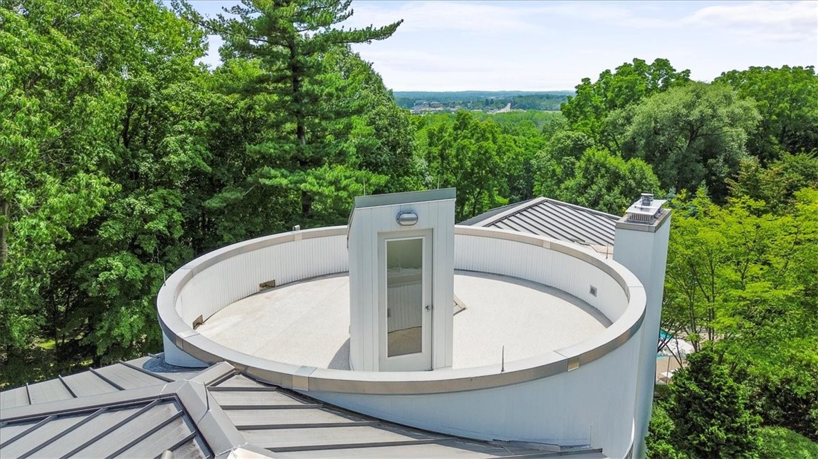 155 Summit Drive Brighton, NY 14620 - Photo 32 of 50 Roof Top Terrace