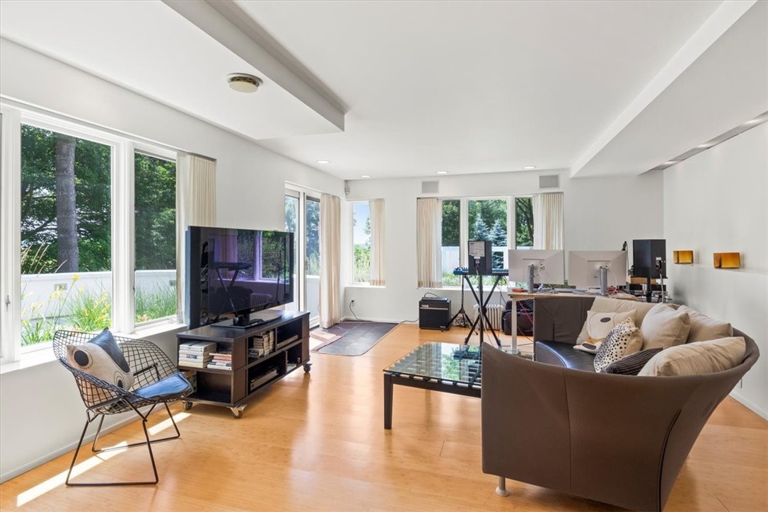 155 Summit Drive Brighton, NY 14620 - Photo 33 of 50 Terrace Level Family Room