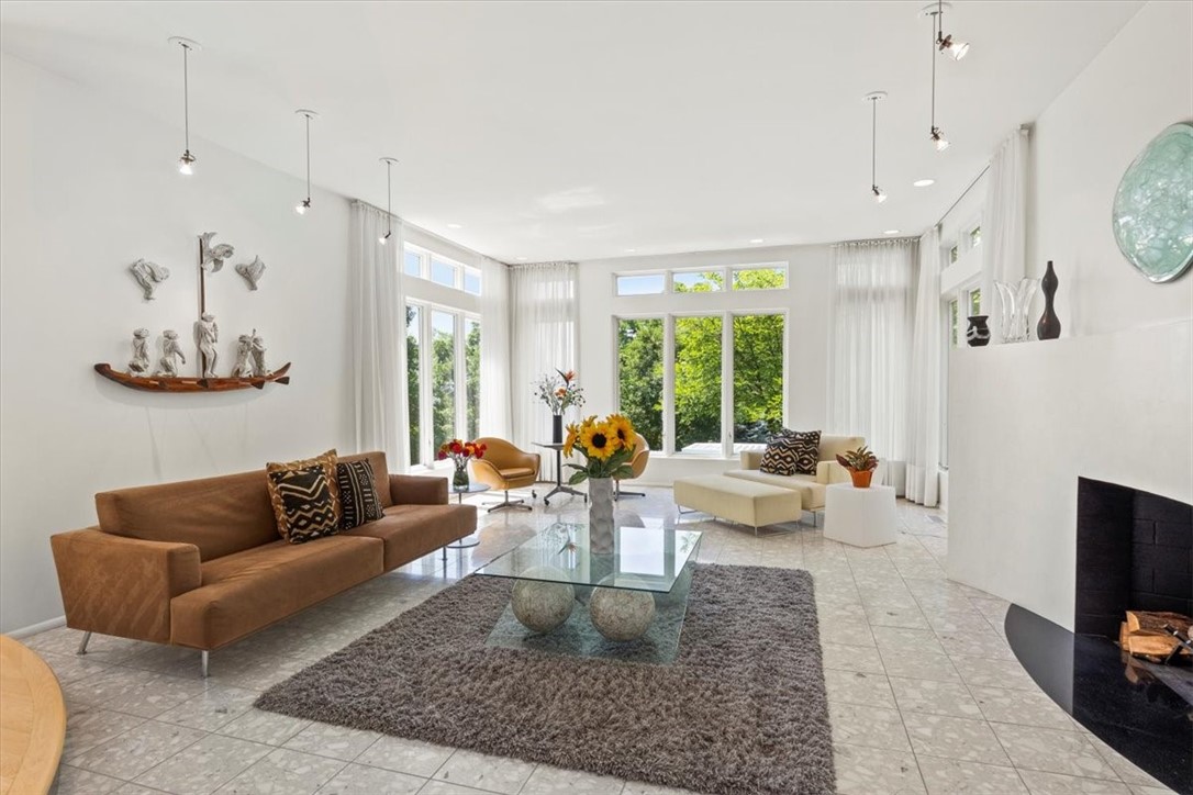 155 Summit Drive Brighton, NY 14620 - Photo 7 of 50 Main Level Living Room