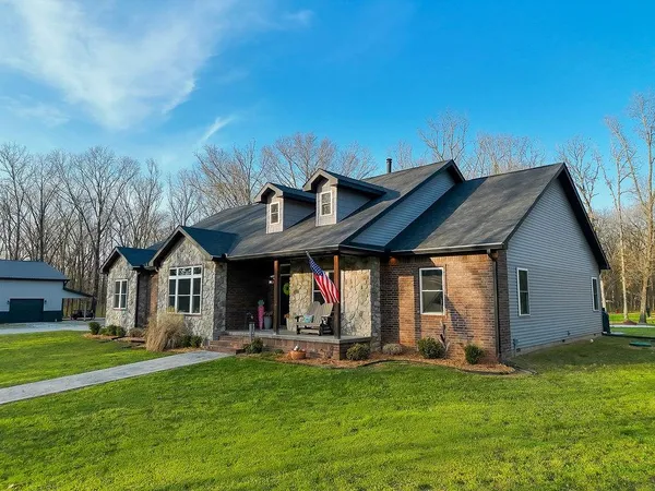 $610,000 | 9625 Ivy Road, Carthage, MO 64836