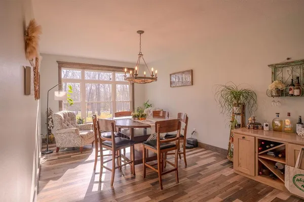 $610,000 | 9625 Ivy Road, Carthage, MO 64836