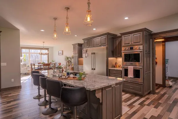 $610,000 | 9625 Ivy Road, Carthage, MO 64836