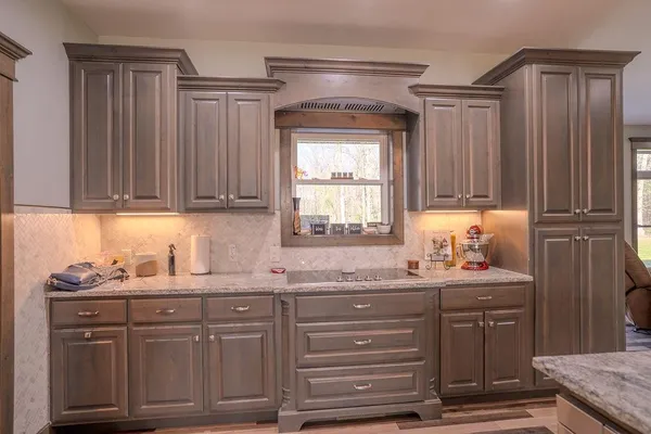 $610,000 | 9625 Ivy Road, Carthage, MO 64836