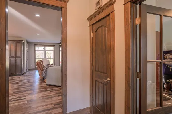 $610,000 | 9625 Ivy Road, Carthage, MO 64836