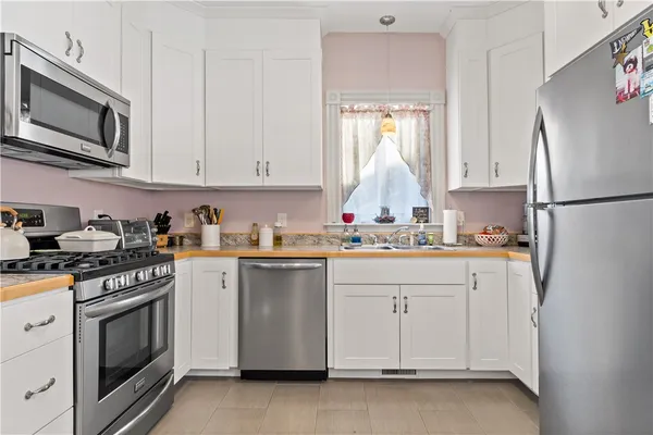 $1,750,000 | 88 Burton Street, Bristol, RI 02809
