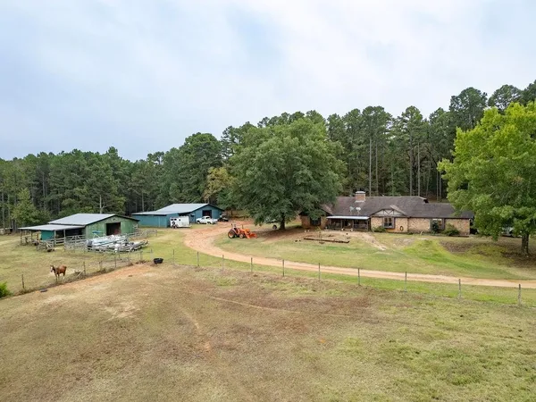 $885,000 | 19418 Cr 4125 Lindale Tx 75771, Lindale, TX 75771